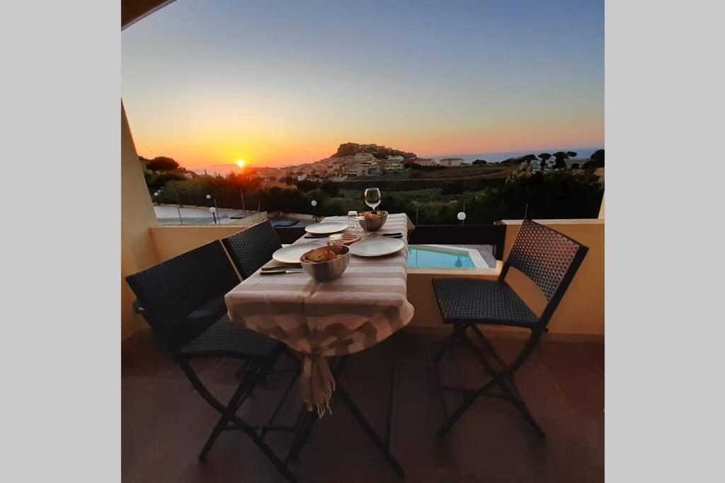 Mare E Tramonti Vila Castelsardo Exterior foto